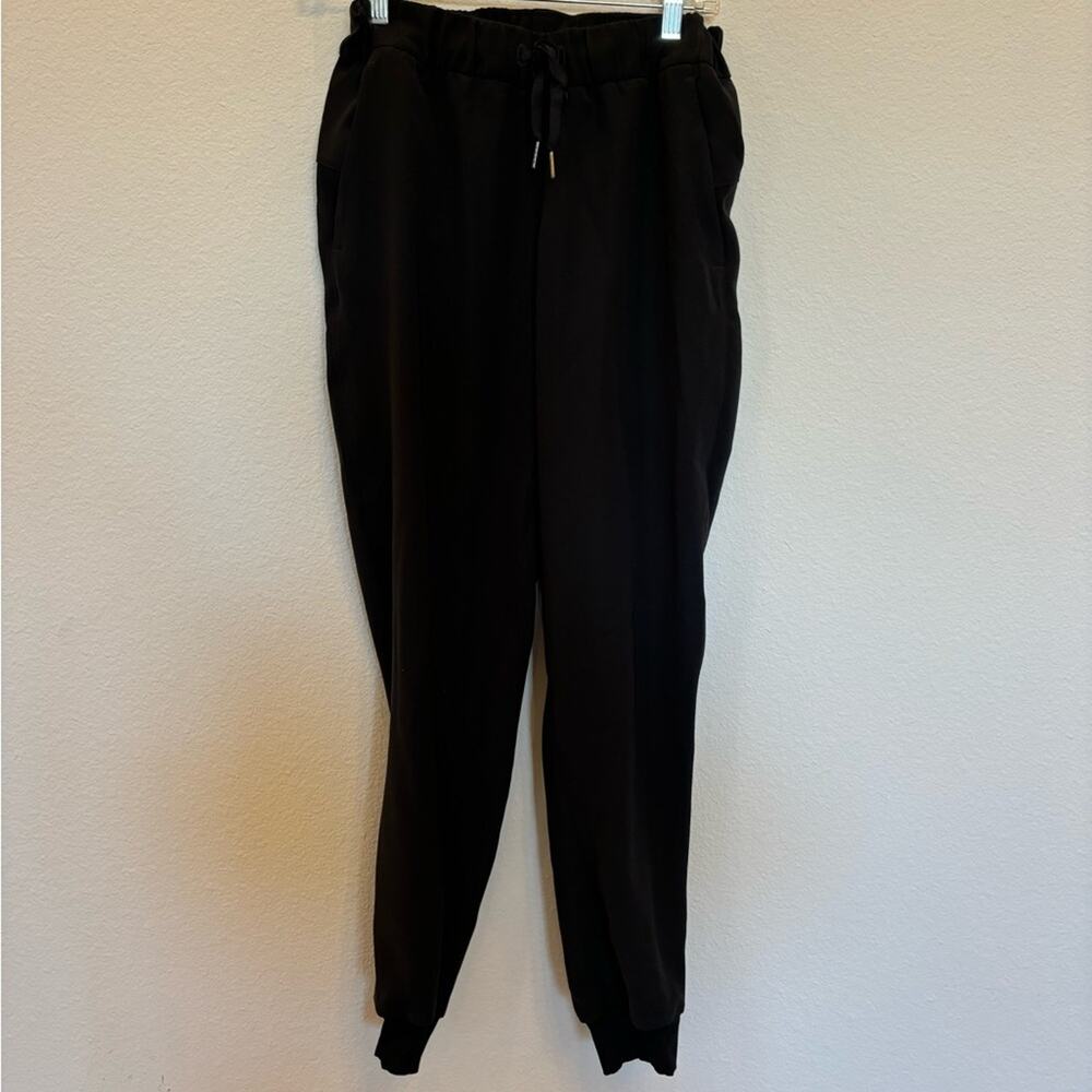 Lululemon Black Pull On Joggers size 2